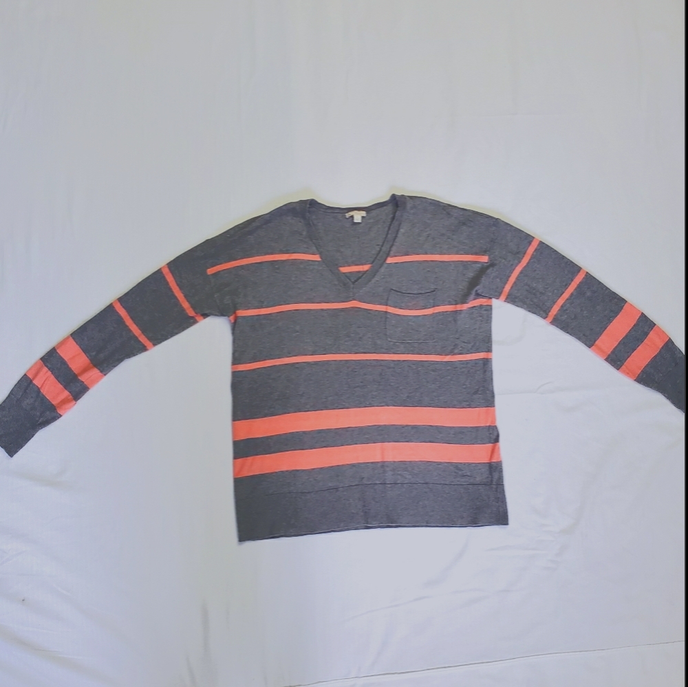 GAP Grey and Pink Sweater